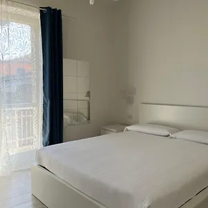 Flora Nocleg ze śniadaniem