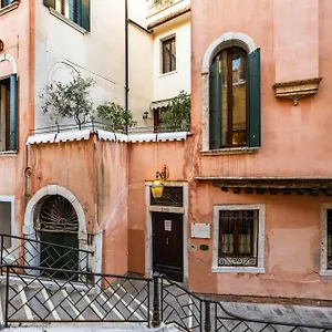 Casa Verardo Residenza D'epoca *** Venedik