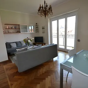magenta-apartment-varese.it-lombardy.com/