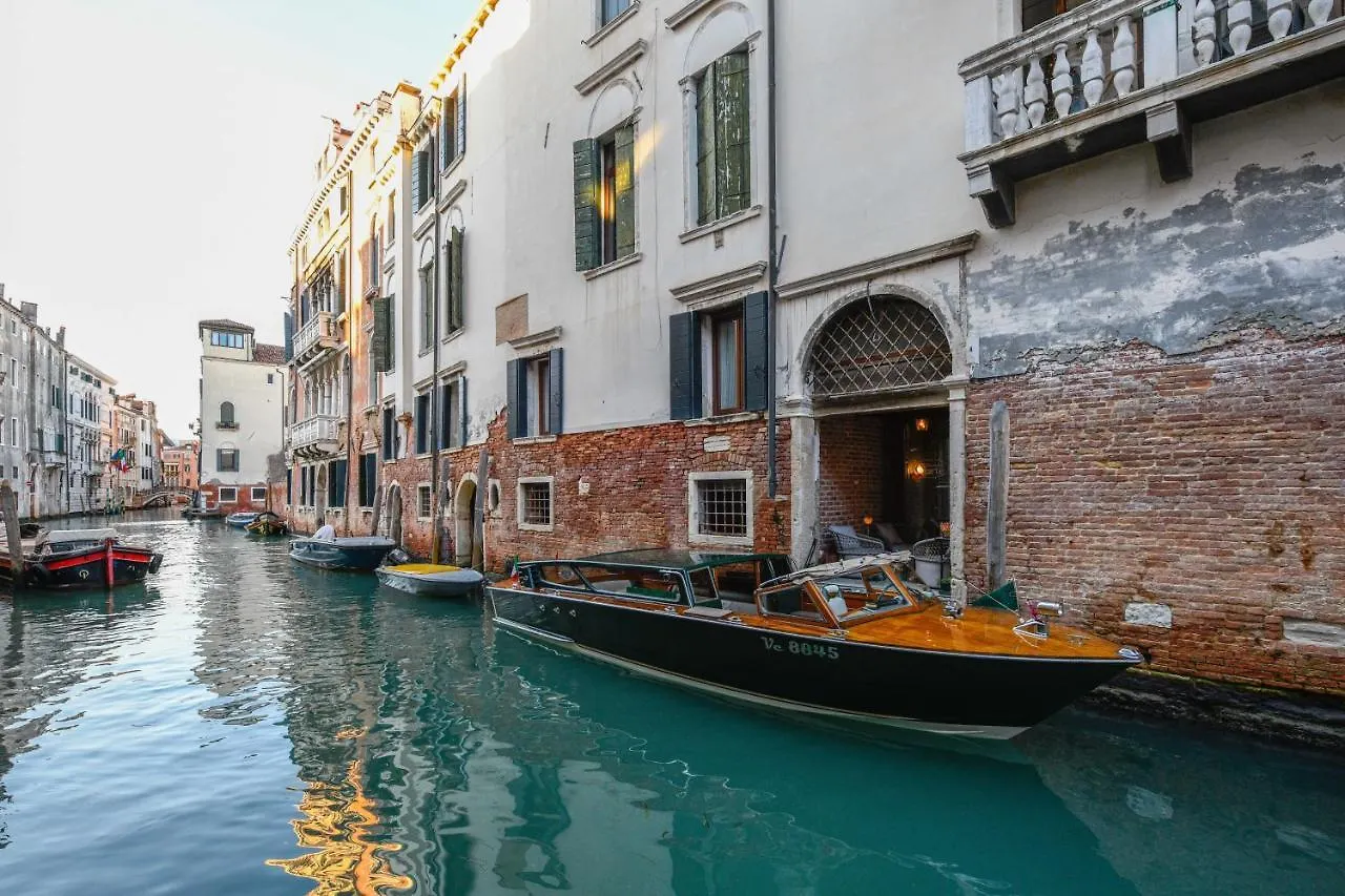 Locanda La Corte Venice 3*,  Italy