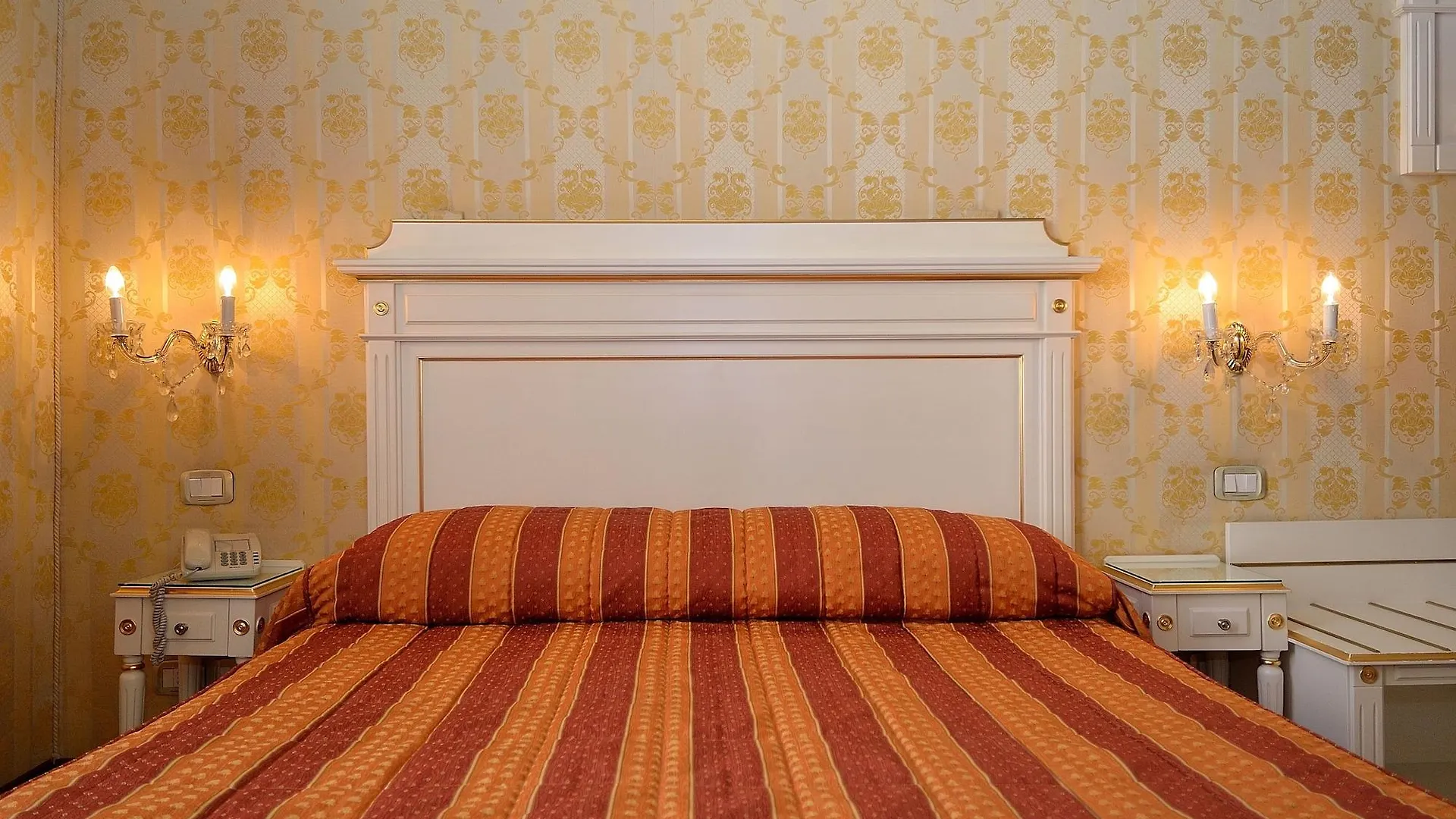 Locanda La Corte Venice 3*,  Italy