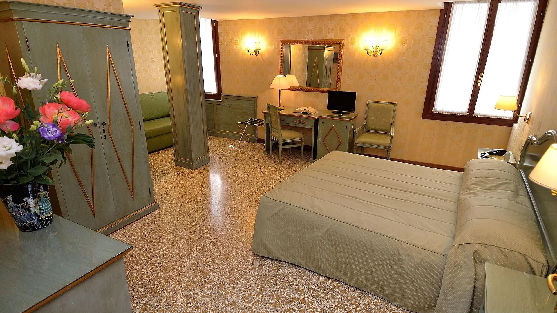 Locanda La Corte Venice Bed & Breakfast