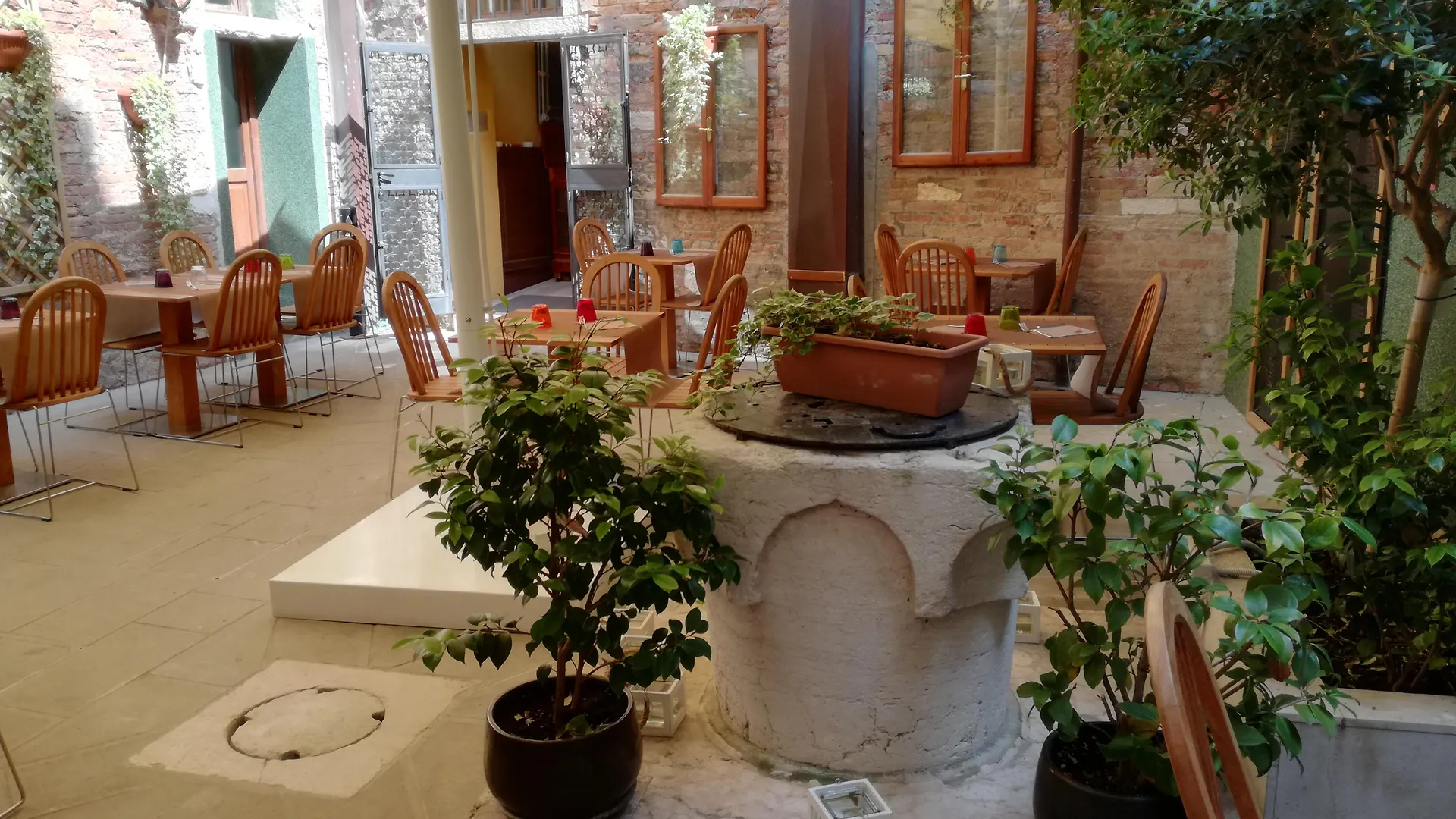 Locanda La Corte Venice 3*,  Italy