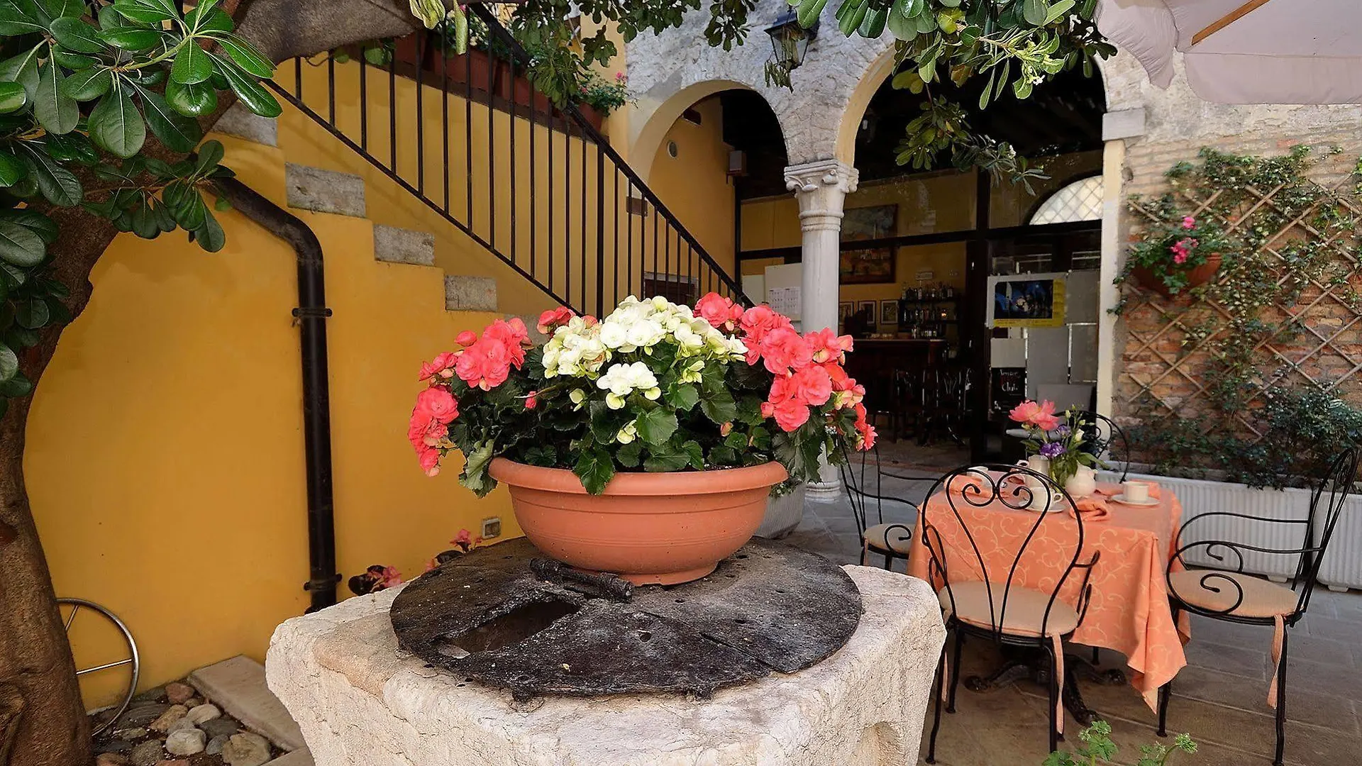 *** Bed & Breakfast Locanda La Corte Venice Italy